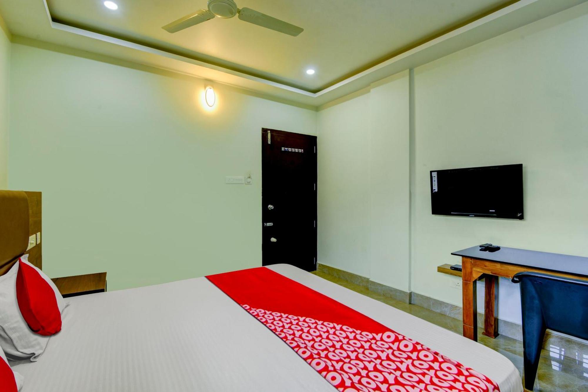 Hotel O Royal Tower Lodge Etakkare Ngoại thất bức ảnh