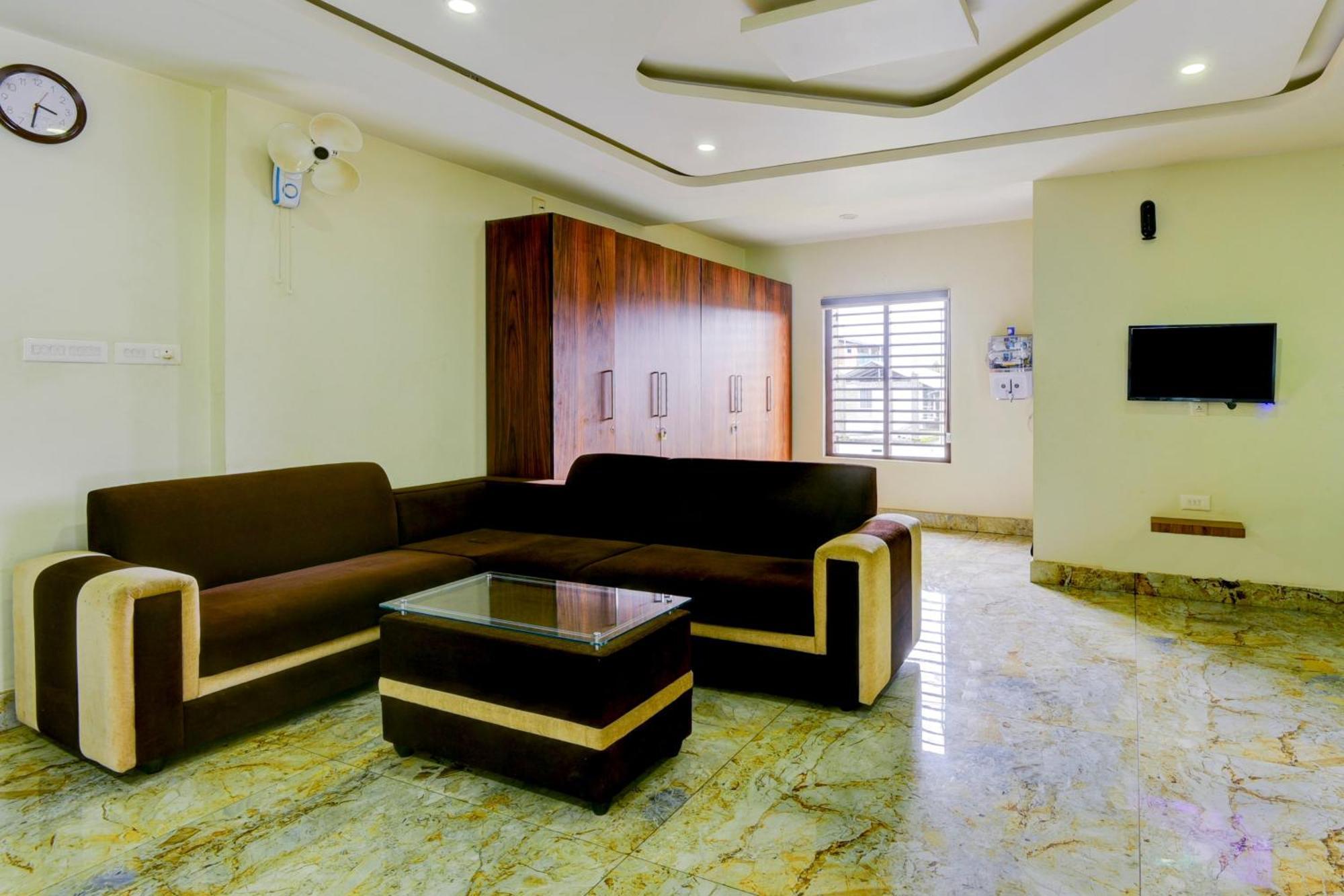 Hotel O Royal Tower Lodge Etakkare Ngoại thất bức ảnh