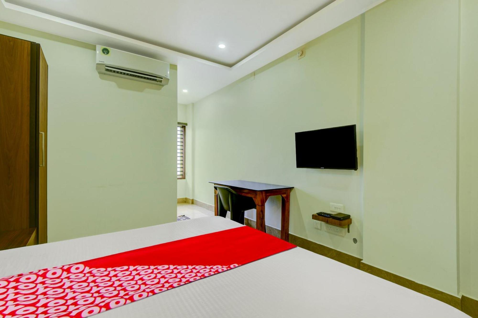 Hotel O Royal Tower Lodge Etakkare Ngoại thất bức ảnh
