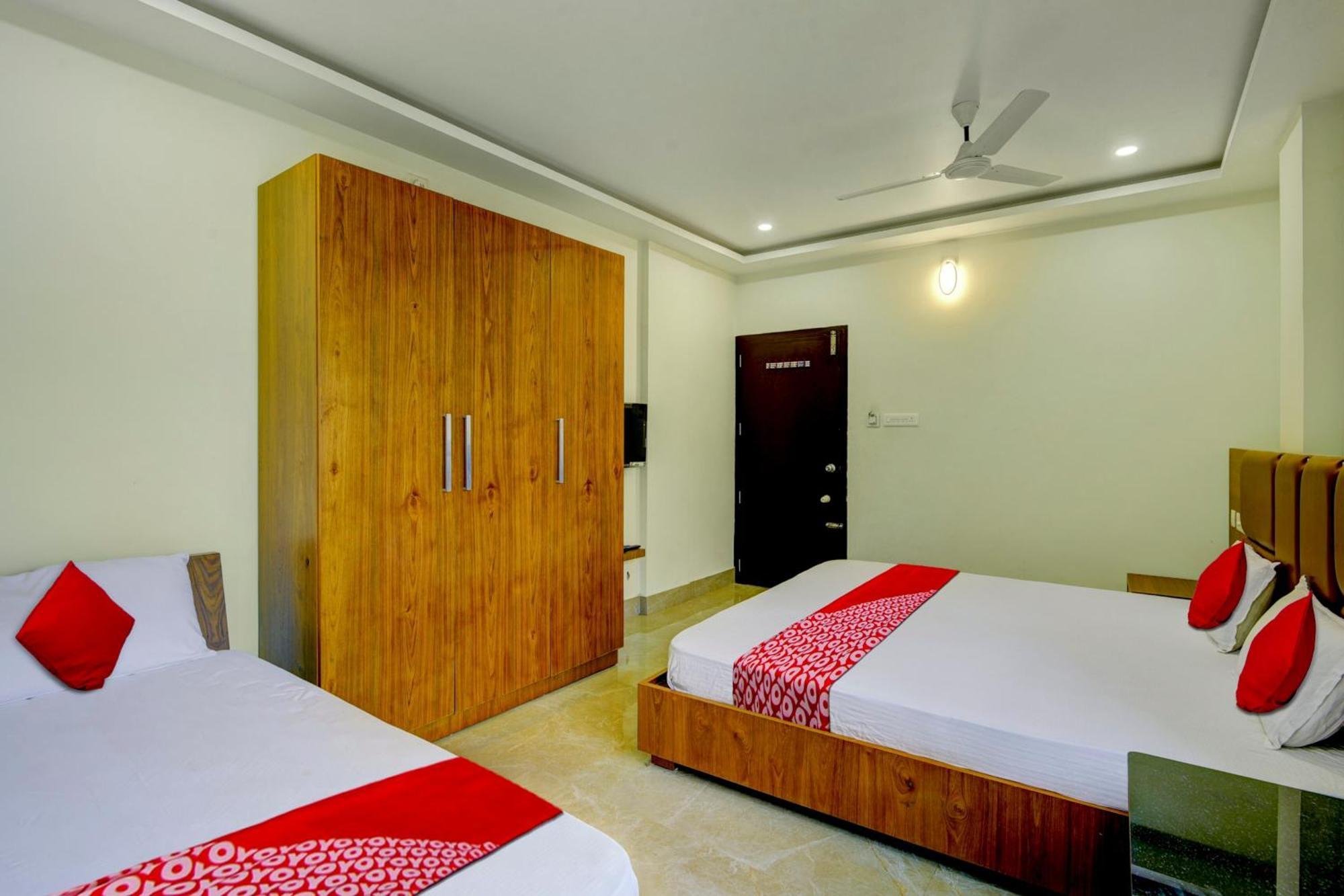 Hotel O Royal Tower Lodge Etakkare Ngoại thất bức ảnh
